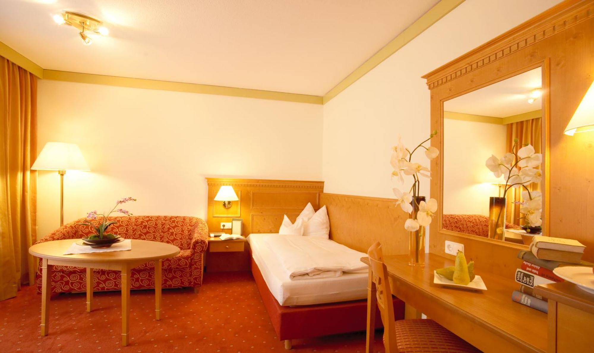 Hotel Glockenspiel Bad Griesbach im Rottal Exterior foto